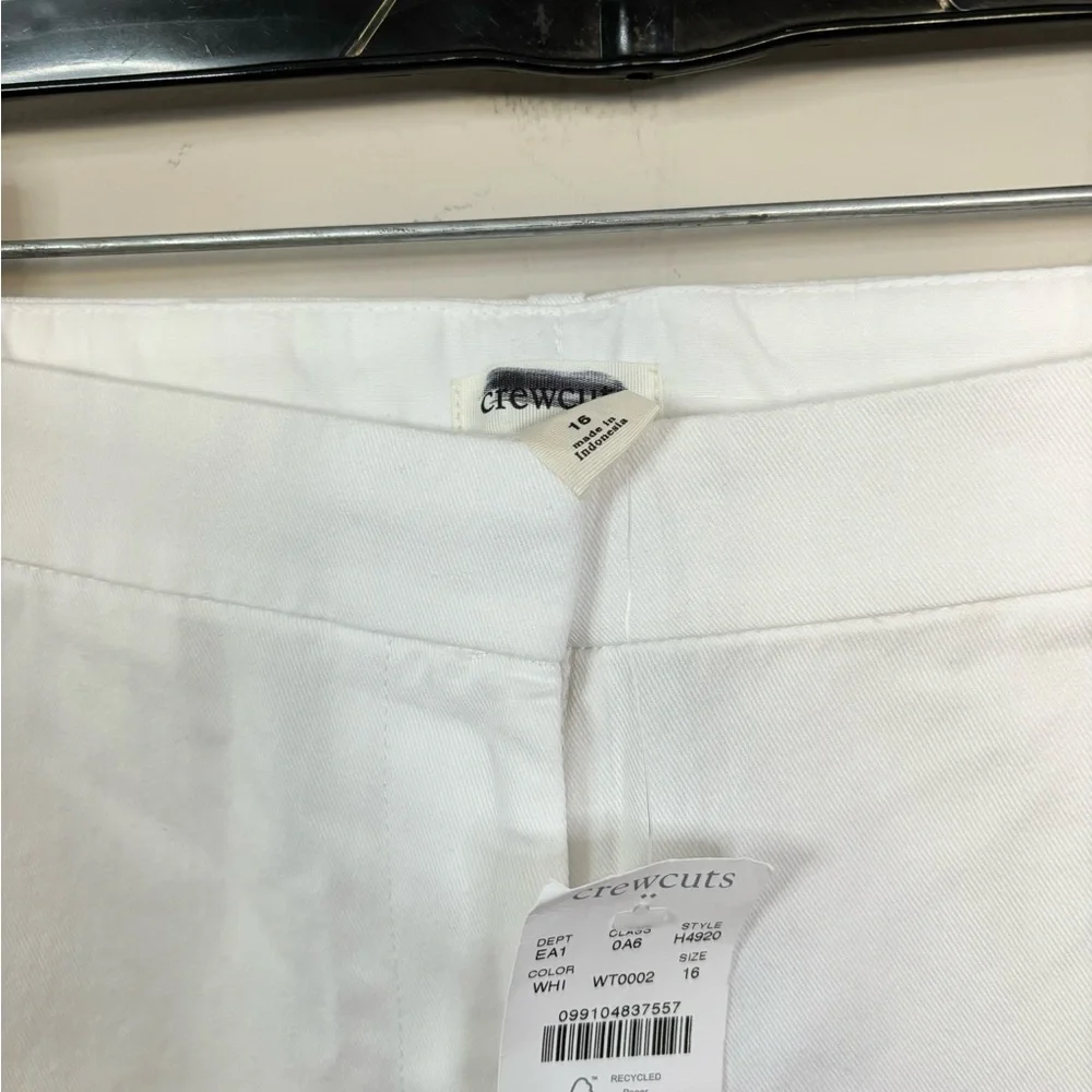 Crewcuts white Bermuda shorts size 16 kids